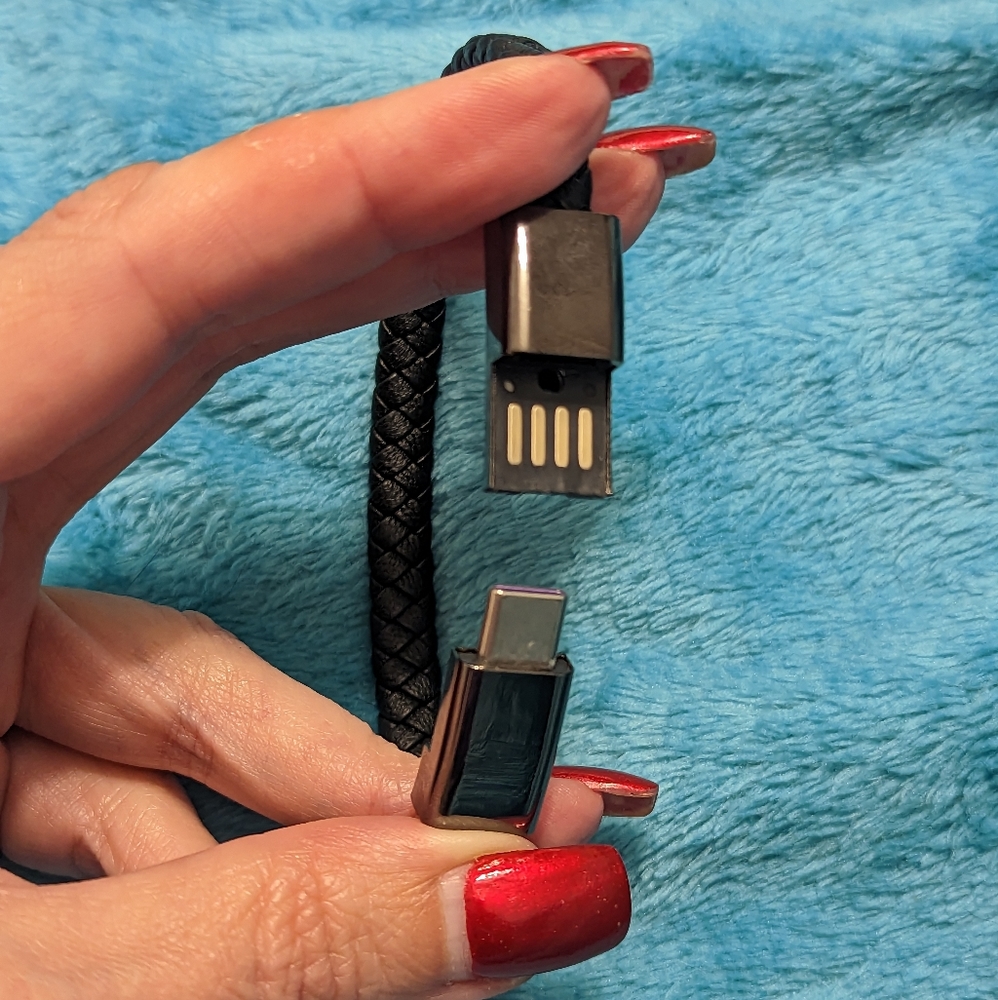 🎅🏼USB Charger Bracelet: iPhone, Micro, USB-C Charger Cord Gr8 Gift Idea 🎅🏼